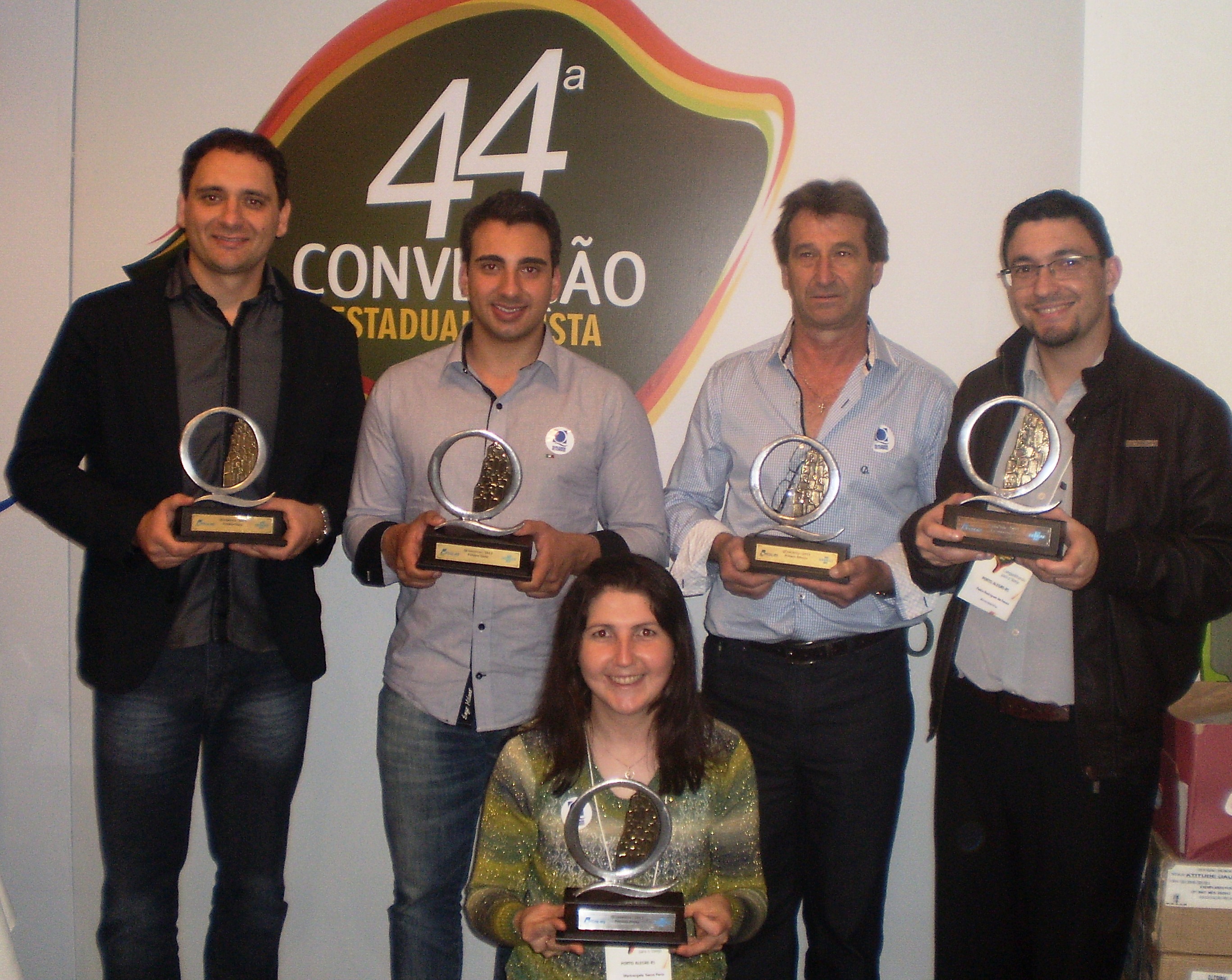 Empresas de Arvorezinha são agraciadas com o troféu Q Comércio 2013.