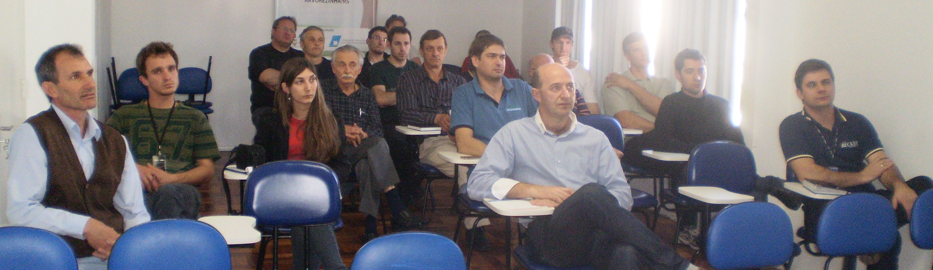 Associados esclarecem dúvidas com INMETRO.