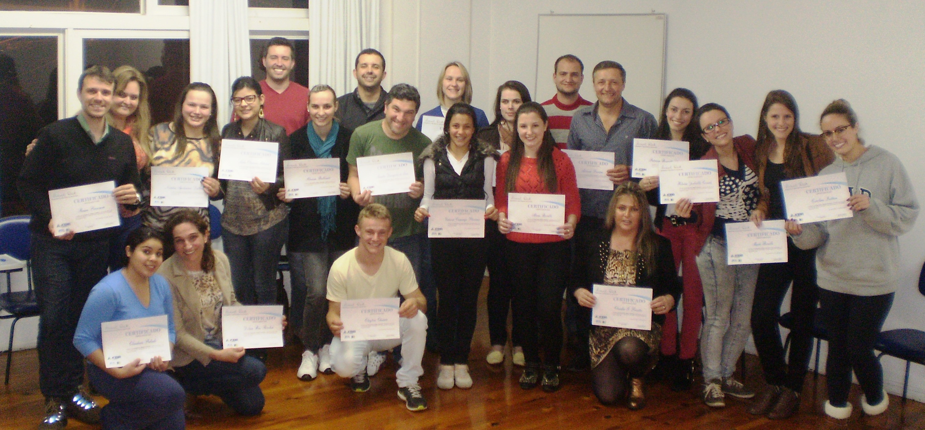 Mais uma turma conclui curso na ACISAR\CDL.